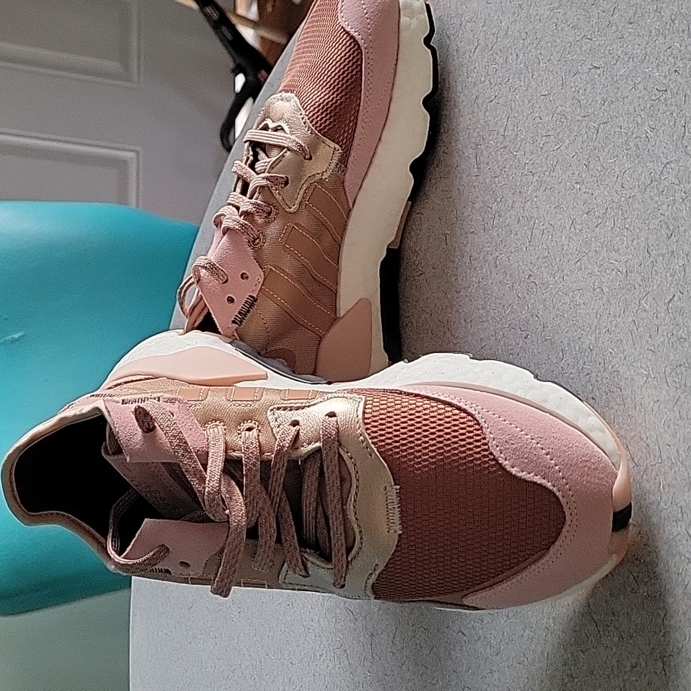ADIDAS NIGHT JOGGER